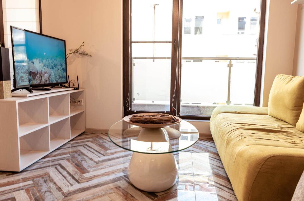 Bright 1Bdr Apartment With A Balcony Σόφια Εξωτερικό φωτογραφία