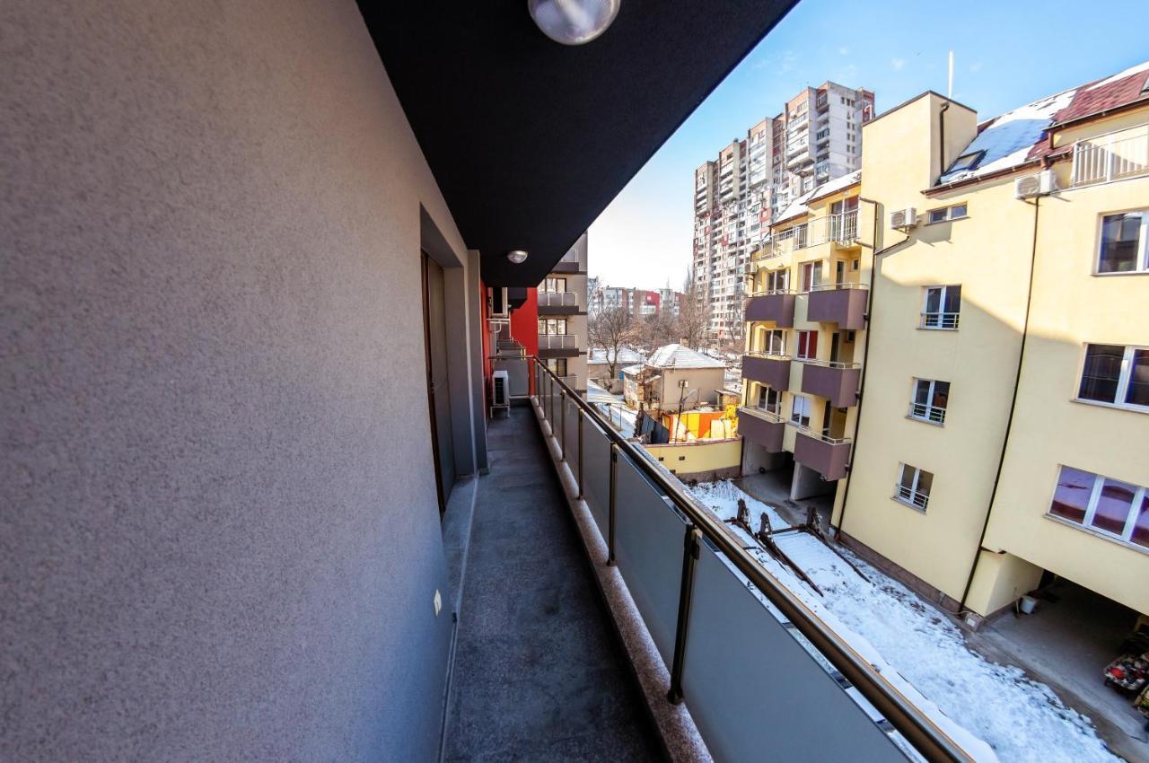 Bright 1Bdr Apartment With A Balcony Σόφια Εξωτερικό φωτογραφία